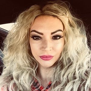 Meet your Posher, Tami